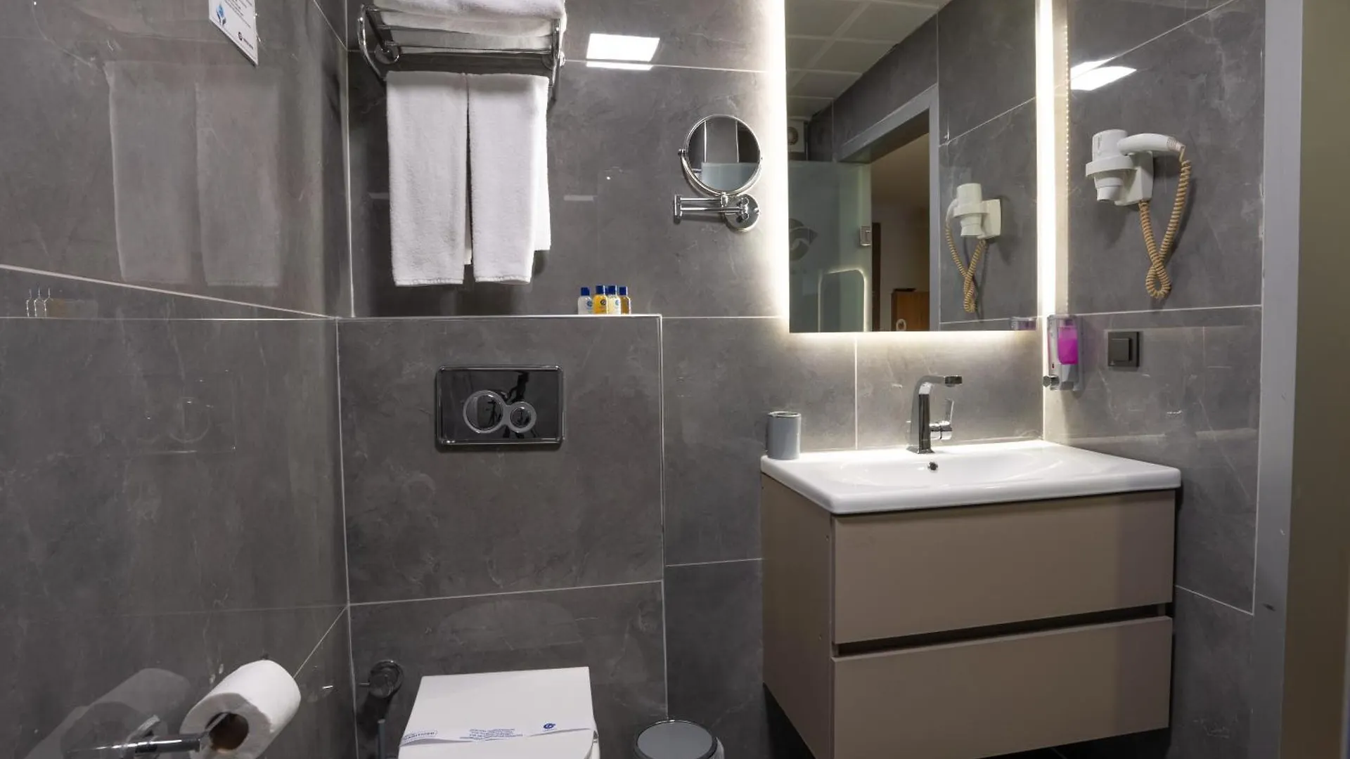 אנטליה Gurtas Hotel טורקיה