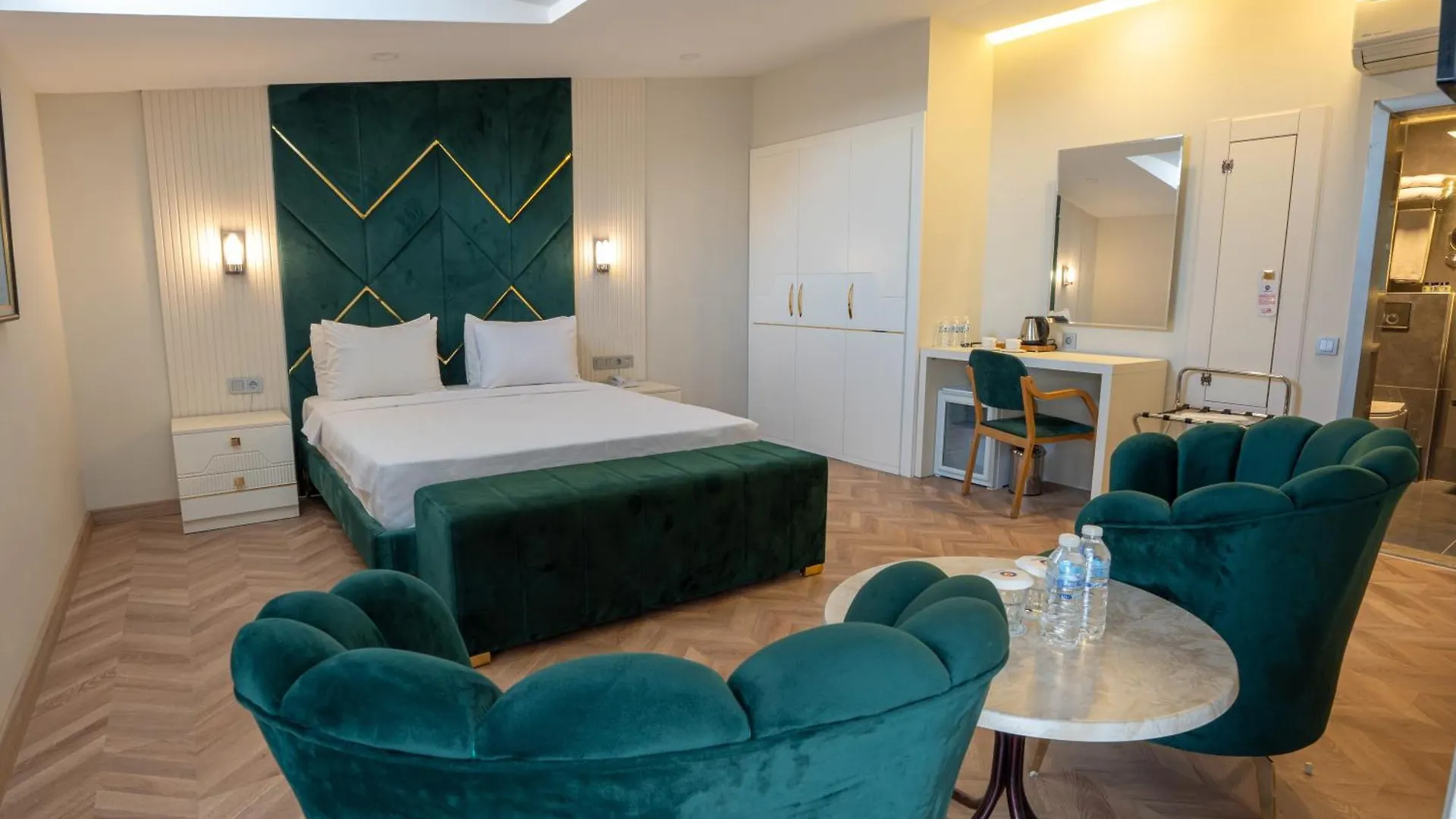 אנטליה Gurtas Hotel 3*,